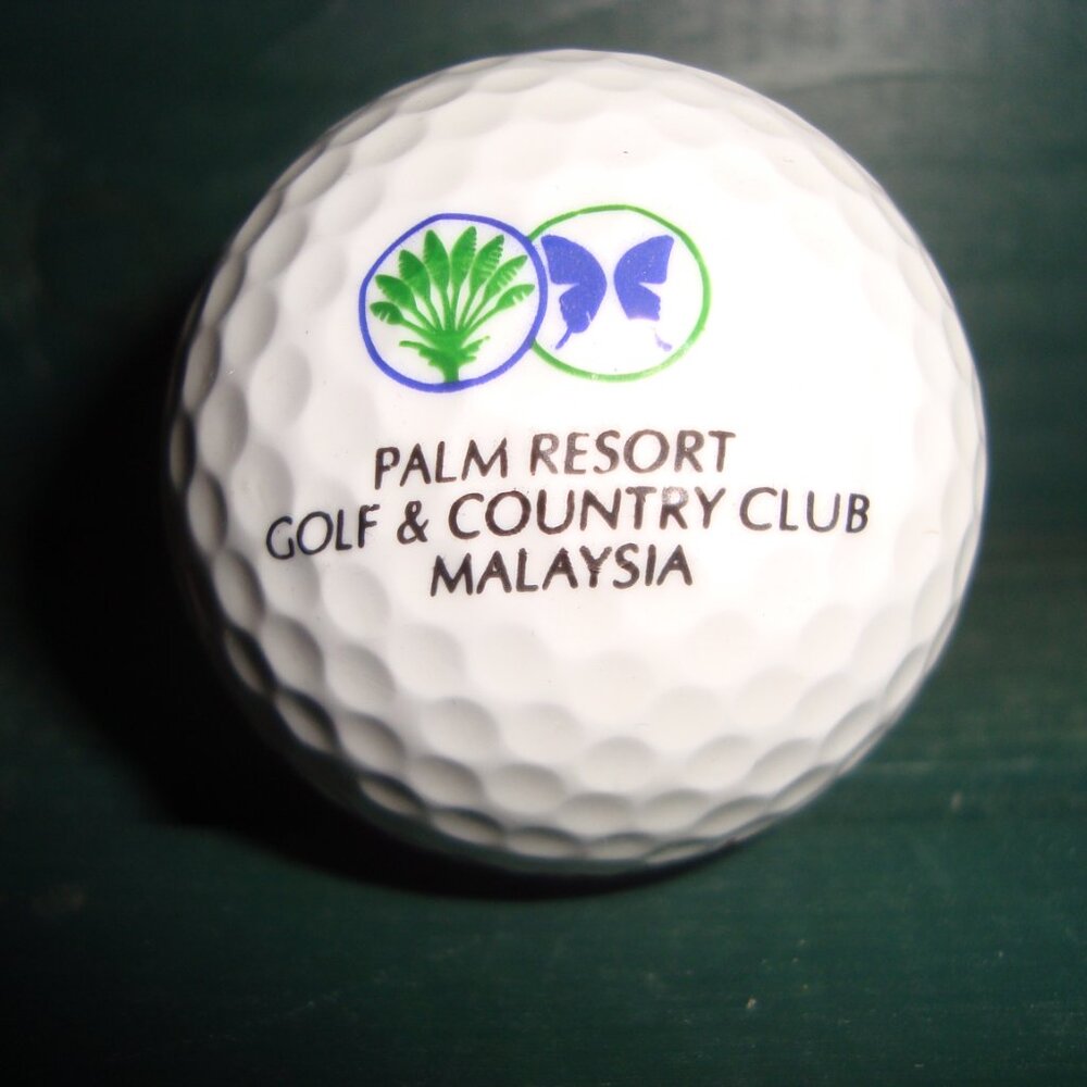 Golf Ball " Palm Resort Golf County Club Malaysia" Thommo Titanium